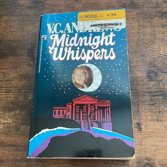 *Pack of 3* “Dawn” books by V.C. Andrews - Picture 4 of 4